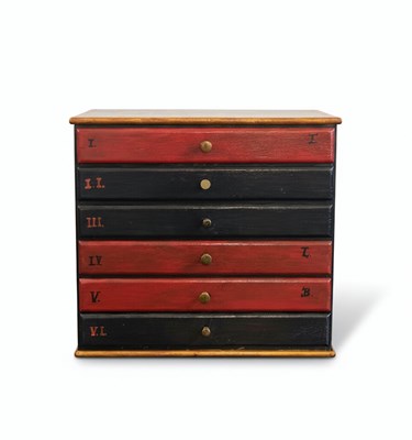 Lot 70 - A 20TH CENTURY FOLK ART COLLECTION OR JEWELRY BOX
Painted wood with brass knobs.