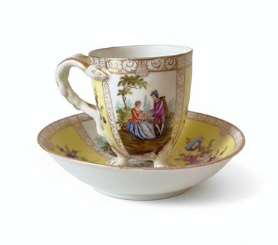 Lot 84 - A tripod Meissen Porcelain Cups and Saucers