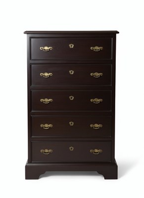 Lot 110 - A 20TH CENTURY ENGLISH CHEST OF DRAWERS
Mahogany or similar dark wood