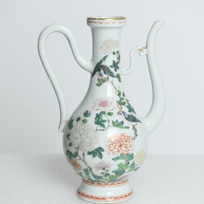 Lot 142 - A Rare Falancai porcelain Ewer