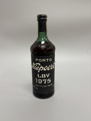 Lot 231 - Niepoort LBV 1975 (Bottled 1979)