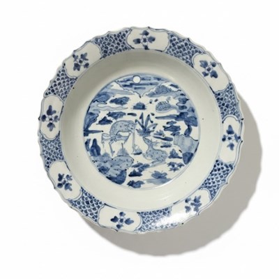 Lot 122 - A Blue and White Swatow Porcelain Dish