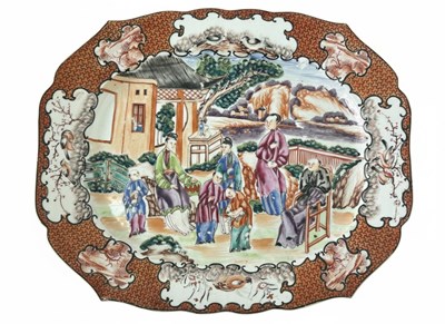 Lot 101 - Chinese export porcelain platter, Mandarin pattern decoration
