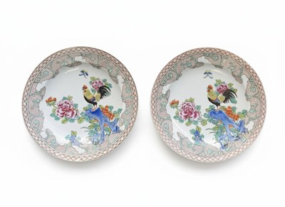 Lot 119 - Set of two Qianlong-style Chinese export porcelain plates decorated with a rooster; Samson