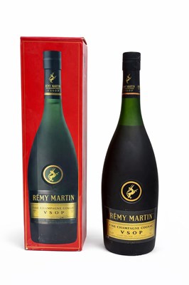 Lot 184 - Rémy Martin Fine Champagne Cognac VSOP – 1 Litre