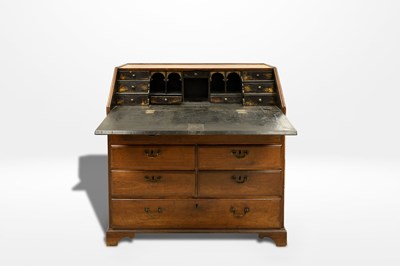 Lot 45 - A mahogany wood writing desk with decorative oriental lacquer "chinoiserie"