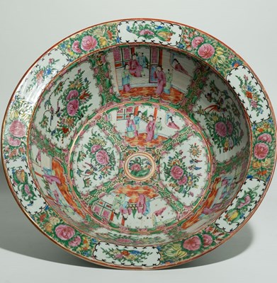 Lot 109 - A Large 'Famille Rose' Canton Export Porcelain Basin